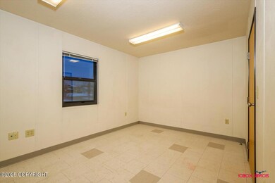 860 S Beaver Lake Rd unit A, Wasilla, AK 99654 - photo 4