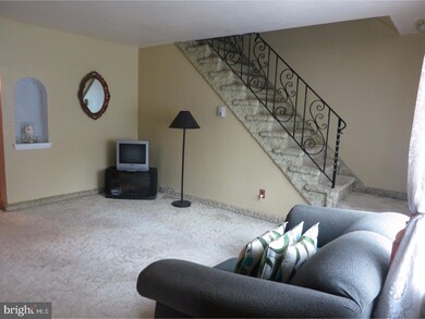 118 Ashton Rd, Upper Darby, PA 19082 - photo 3