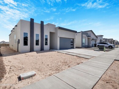 13844 Paseo de Loma Ct, Horizon City, TX 79928 - photo 4