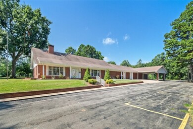 1400 W Locust St, Stilwell, OK 74960 - photo 3