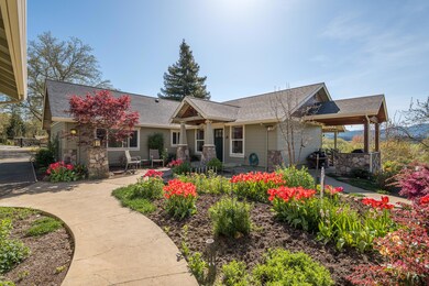 370PauldineWay-084
