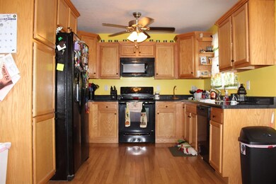 2037 Chris Dr, Lawrenceburg, KY 40342 - photo 5