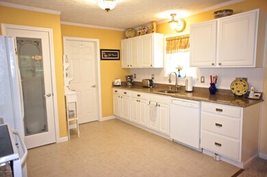 120 Covey Ln, Drums, PA 18222 - photo 7