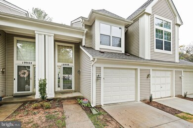 19906 Gateshead Cir, Germantown, MD 20876 - photo 2