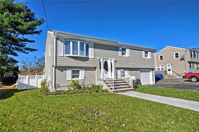 55 Sumach Ave, Riverside, RI 02915 - photo 2