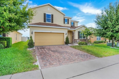 624 Sardinia Cir, Davenport, FL 33837 - photo 2
