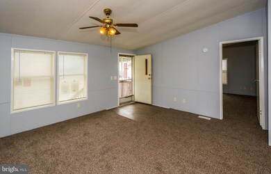 1 Thomas Ln, Edgemere, MD 21219 - photo 4