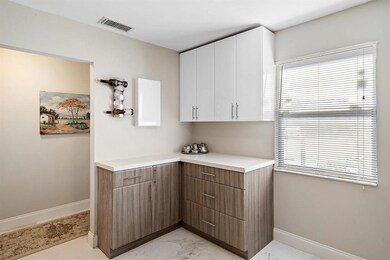 010-1409LakeviewDrE-RoyalPalmBeach-FL-sm