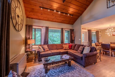 47 Clearbrook Rd unit 1, Lincoln, NH 03251 - photo 6