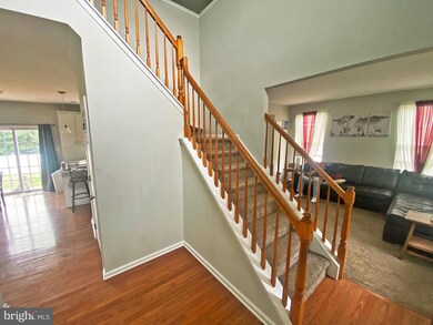 772 Sherwood Dr, Williamstown, NJ 08094 - photo 2