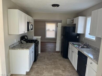 Kitchen front