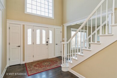 4320 Ariel Ct, Naperville, IL 60564 - photo 2