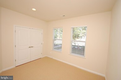 43975 Eastgate View Dr, Chantilly, VA 20152 - photo 3