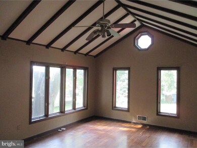 33 Edgehill Rd, Boyertown, PA 19512 - photo 7