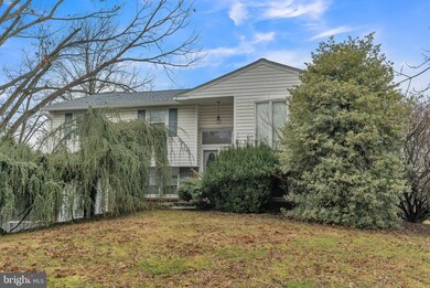 361 Logan Dr, Hatfield, PA 19440 - photo 4