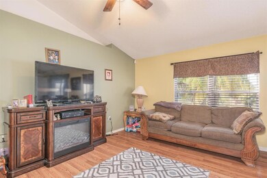 4042 Sw Kadlic St-WEB-9