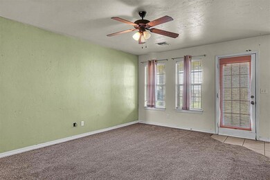 1809 Comet St, Altus, OK 73521 - photo 7