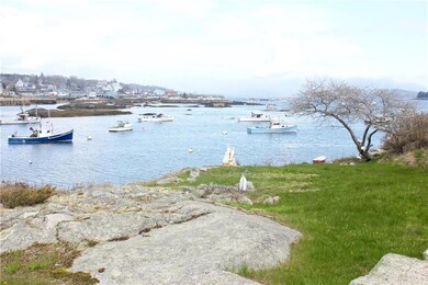 62' of water frontage on Allen Cove...