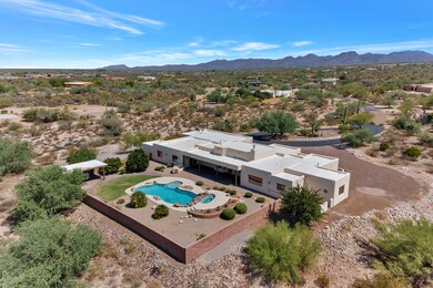 3.3ac Custom Santa Fe HOME