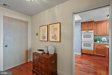 Harbor Place unit 1004, Norfolk, VA 23510 - photo 2