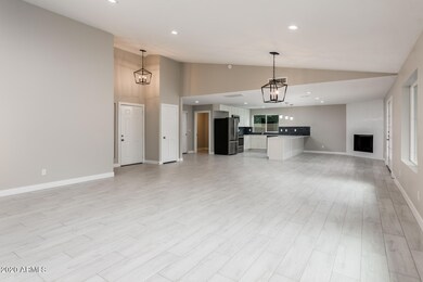 635 W McNair St - MLS09-9