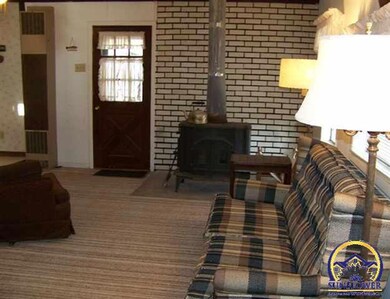 10449 SW Highway K4, Topeka, KS 66614 - photo 5