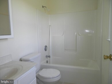 184 Libby Ann Dr, Bunker Hill, WV 25413 - photo 6