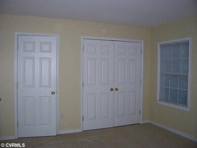 Master Bedroom - Double closets in Master Bedroom