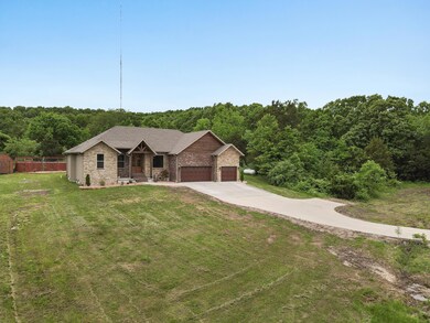 416 W Saddle Club Rd-4