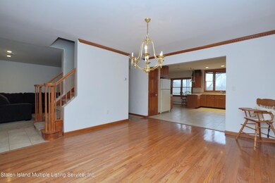 433 Richard Avenue