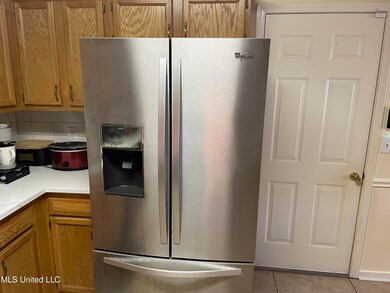 971 Bullrun Dr, Byram, MS 39272 - photo 3