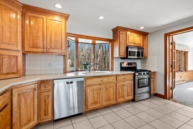 48 Causeway St, Hudson, MA 01749 - photo 7