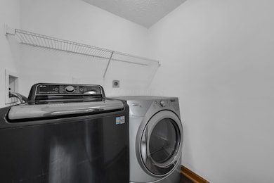 2901 Footloose Dr, Columbus, OH 43231 - photo 7