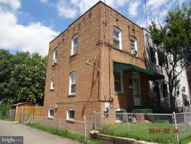 120 46th Place NE, Washington, DC 20019 - photo 2