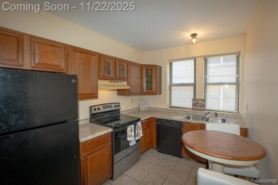 7750 3rd St unit 30-102, Detroit, MI 48202 - photo 5