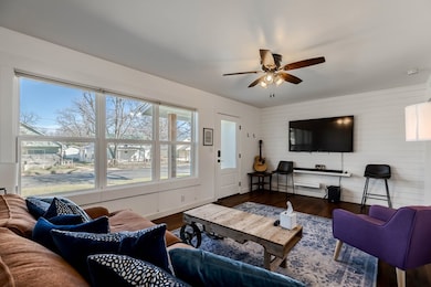 113 Shaw Ave, Fredericksburg, TX 78624 - photo 7