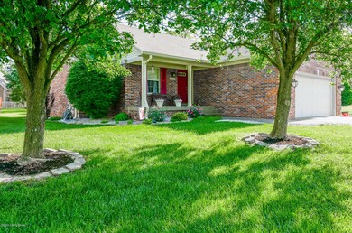 8711 Astrid Ave, Louisville, KY 40228 - photo 3