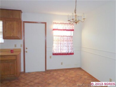 1398 E 144th St, Glenpool, OK 74033 - photo 5