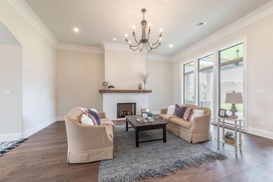 608EmberGrove-22