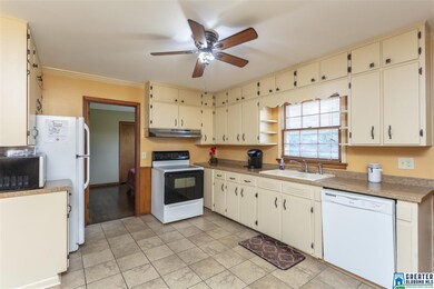 705 27th Ave NE, Center Point, AL 35215 - photo 7