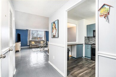 Slaton Manor unit 614, Atlanta, GA 30305 - photo 2