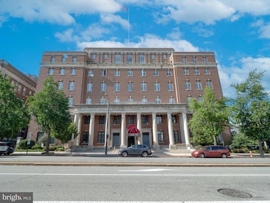 The Colonnade unit 208, Philadelphia, PA 19130 - photo 5