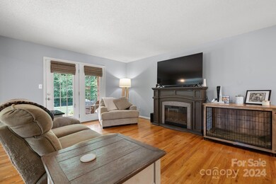 189 Millstone Dr, Statesville, NC 28625 - photo 4