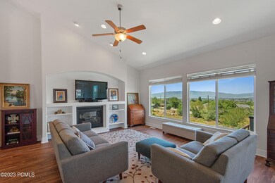 1207 E 580 S, Pleasant Grove, UT 84062 - photo 4