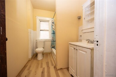 423 17th St unit 2, Niagara Falls, NY 14303 - photo 6