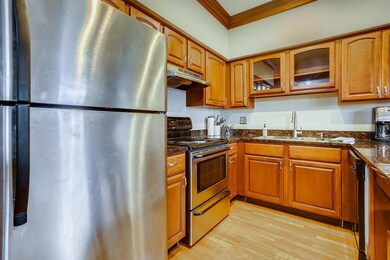 10 Clark Place, Columbus, OH 43201 - photo 5