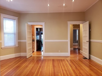 138 Davis Ave unit 1, Brookline, MA 02445 - photo 5