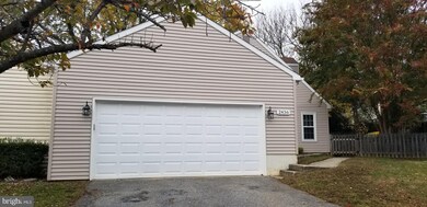 2436 Hyannis Ln, Crofton, MD 21114 - photo 2
