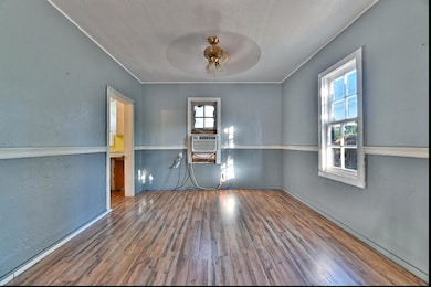 114 N 8th St, Central Point, OR 97502 - photo 4