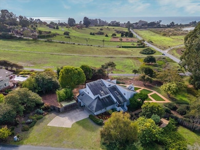 21 Crest Ln, Watsonville, CA 95076 - photo 2